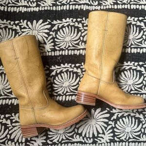 Frye banana campus boots size 8 M.